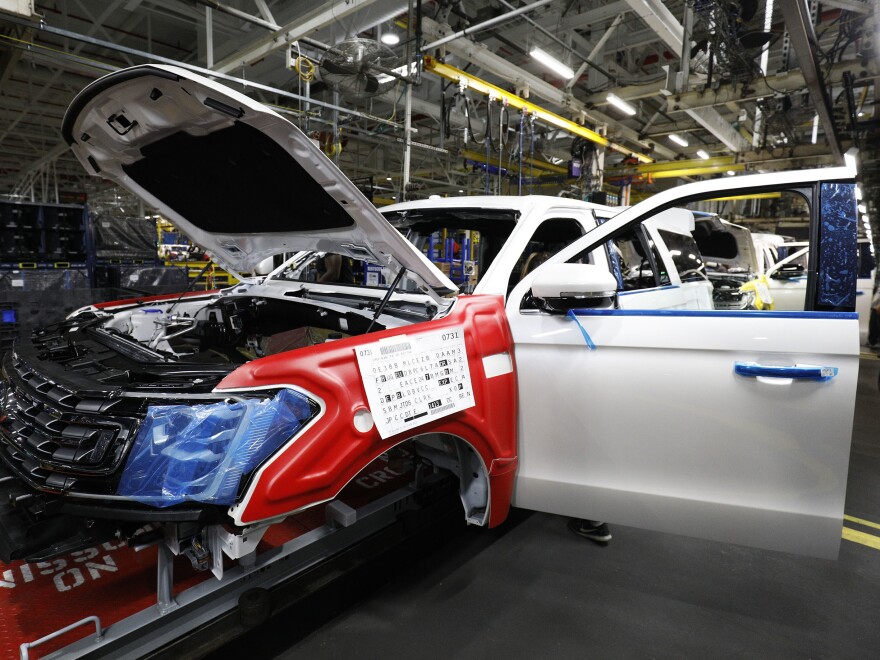 An all-new 2018 Ford Expedition SUV goes through the assembly line at the Ford Kentucky Truck Plant.